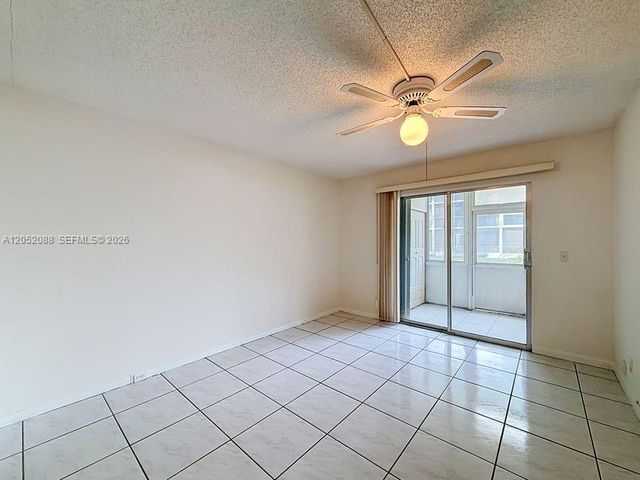 13300 SW 1st St 114O, Pembroke Pines, FL 33027