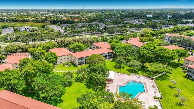 13300 SW 1st St 114O, Pembroke Pines, FL 33027