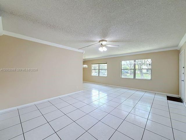 13300 SW 1st St 114O, Pembroke Pines, FL 33027