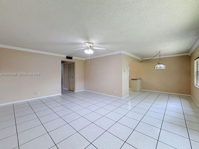 13300 SW 1st St 114O, Pembroke Pines, FL 33027
