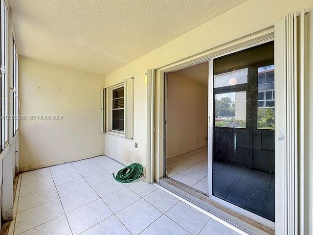 13300 SW 1st St 114O, Pembroke Pines, FL 33027