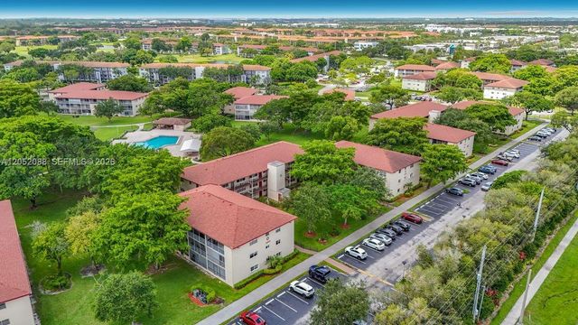 13300 SW 1st St 114O, Pembroke Pines, FL 33027