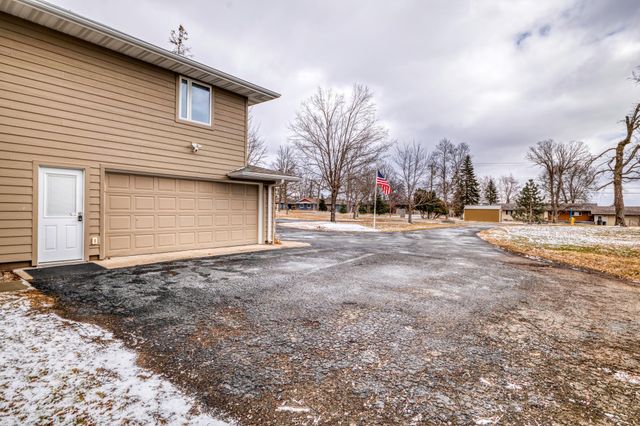 3507 Birchmont Drive NE, Bemidji, MN 56601