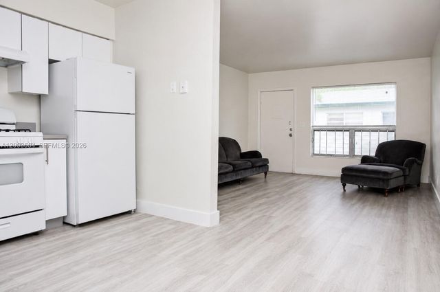 2206 Fillmore Street 110, Hollywood, FL 33020