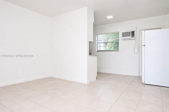 2206 Fillmore Street 110, Hollywood, FL 33020