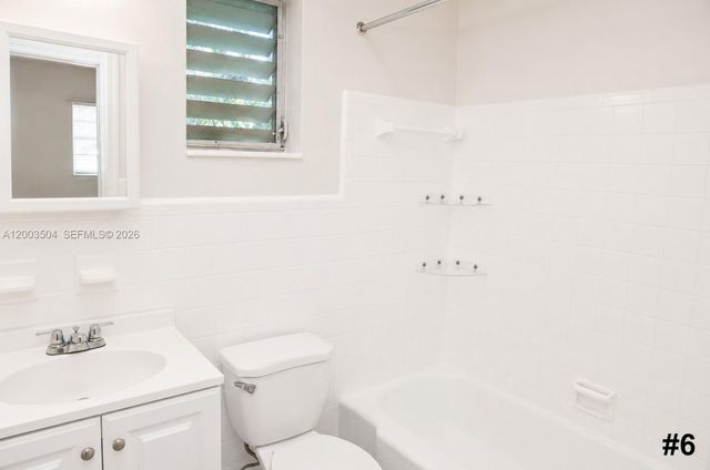 2206 Fillmore Street 110, Hollywood, FL 33020