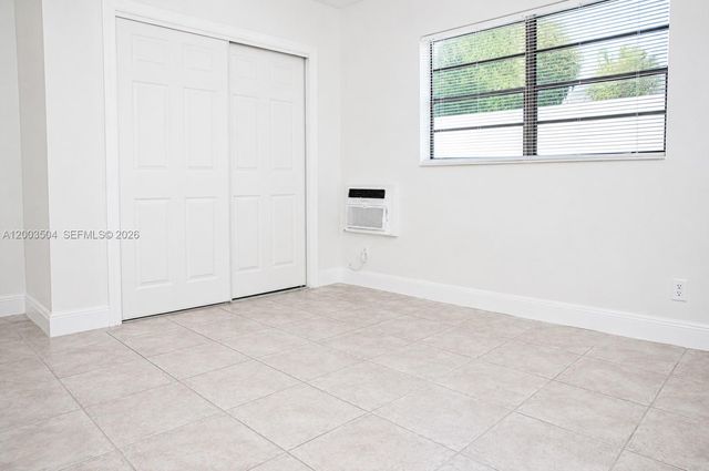 2206 Fillmore Street 110, Hollywood, FL 33020