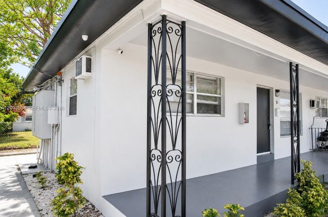 2206 Fillmore Street 110, Hollywood, FL 33020