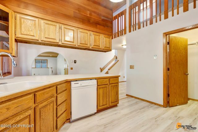 6611 Lawlor Circle, Anchorage, AK 99502
