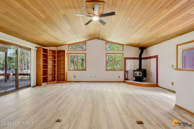 6611 Lawlor Circle, Anchorage, AK 99502