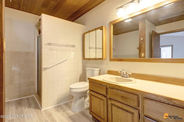 6611 Lawlor Circle, Anchorage, AK 99502