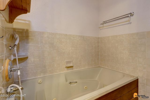 6611 Lawlor Circle, Anchorage, AK 99502