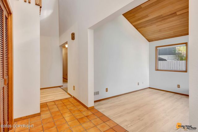 6611 Lawlor Circle, Anchorage, AK 99502
