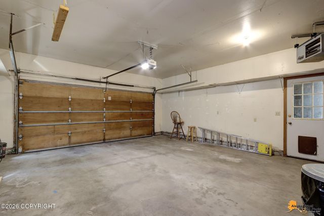 6611 Lawlor Circle, Anchorage, AK 99502