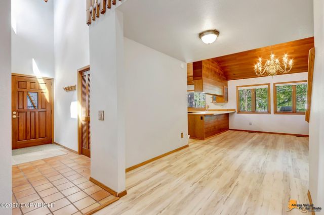 6611 Lawlor Circle, Anchorage, AK 99502