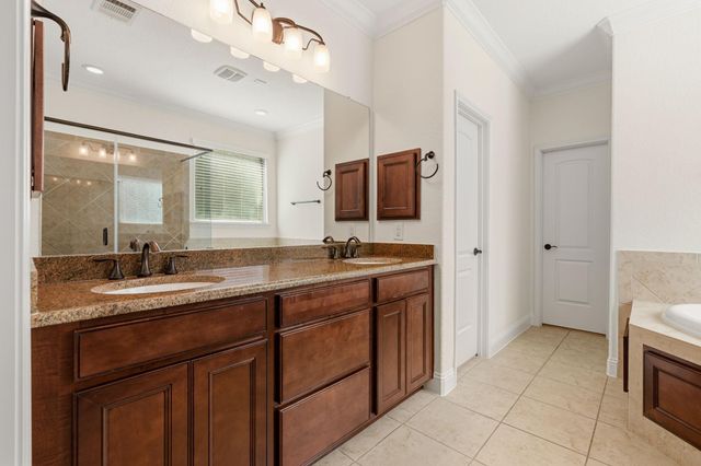 10 Waterfall Way, The Woodlands, TX 77375
