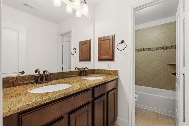 10 Waterfall Way, The Woodlands, TX 77375