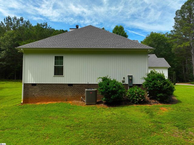 225 Meadow Brook Lane, Pickens, SC 29671