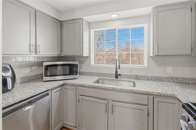 16 Joseph Street, Providence, RI 02904