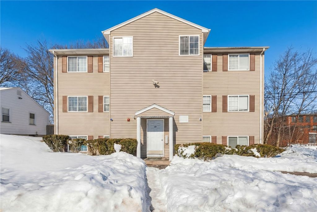 16 Joseph Street, Providence, RI 02904