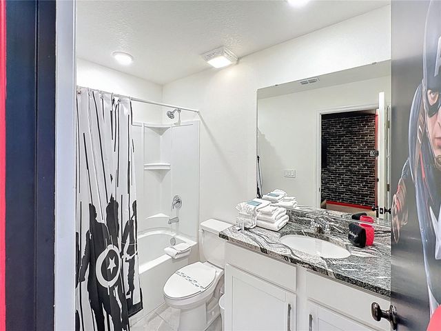 1800 TROPICAL PALMS CIRCLE, Kissimmee, FL 34747