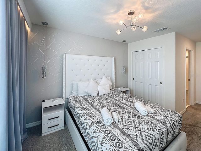 1800 TROPICAL PALMS CIRCLE, Kissimmee, FL 34747