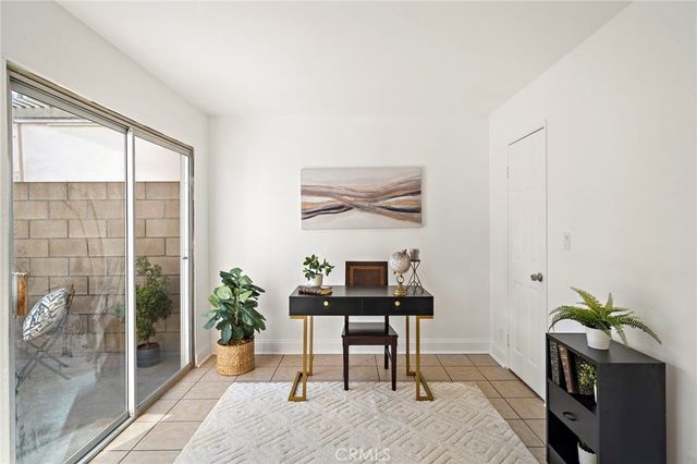 4902 Pearce, Huntington Beach, CA 92649