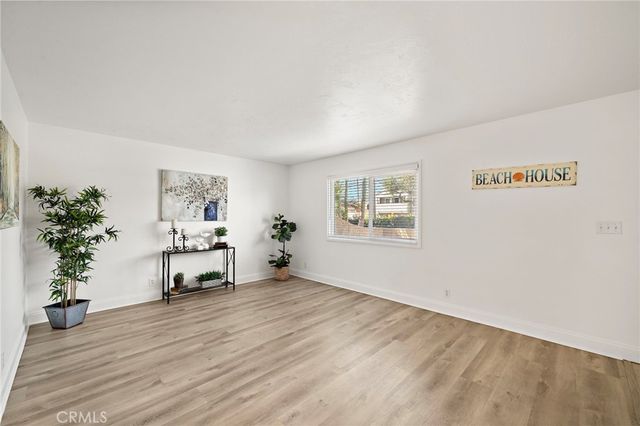 4902 Pearce, Huntington Beach, CA 92649