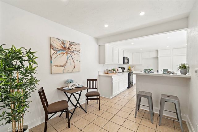 4902 Pearce, Huntington Beach, CA 92649