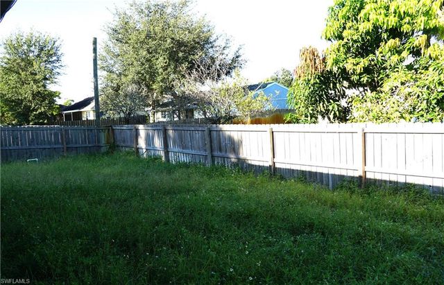 17376 Connecticut RD, Fort Myers, FL 33967