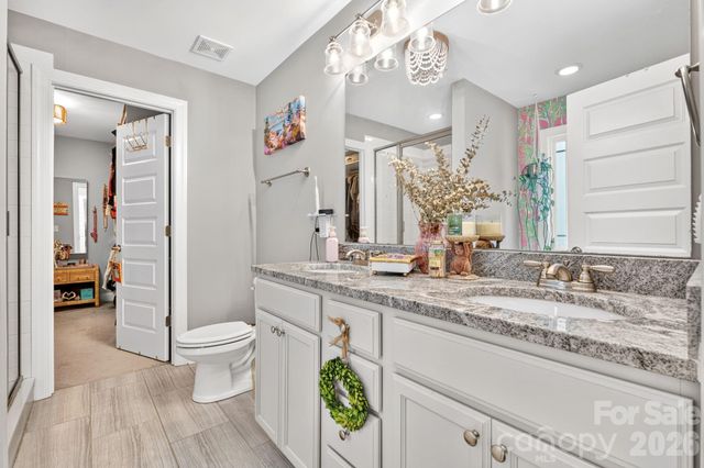 9 Winn Street, Greenville, SC 29601