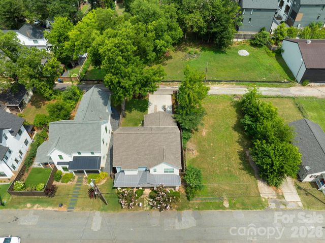 9 Winn Street, Greenville, SC 29601