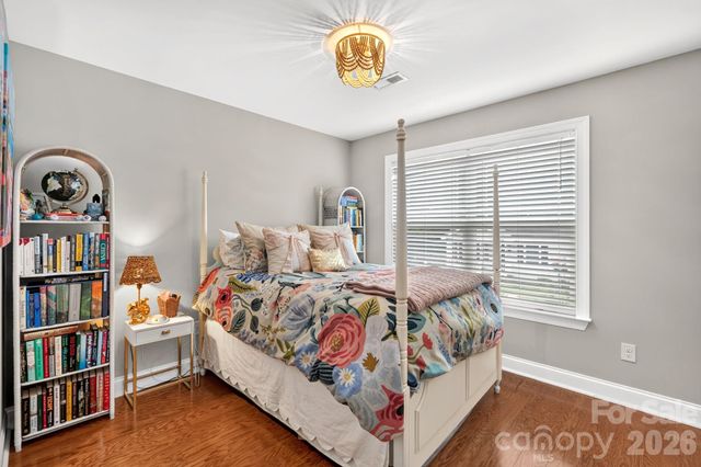 9 Winn Street, Greenville, SC 29601