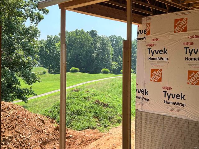 107 Stone Crest Drive, Bedford, IN 47421