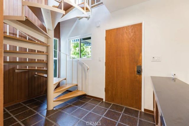 5724 Wish Avenue, Encino, CA 91316