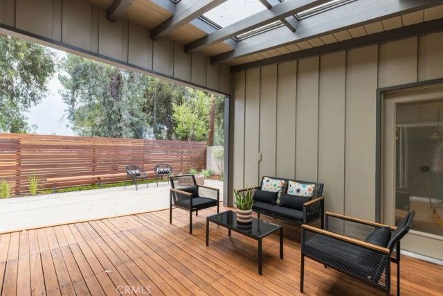 5724 Wish Avenue, Encino, CA 91316