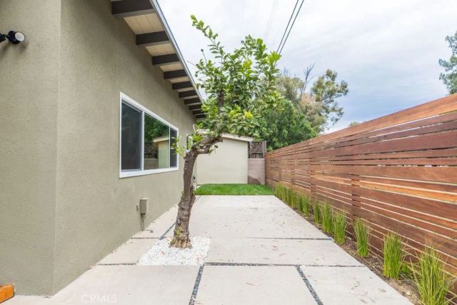 5724 Wish Avenue, Encino, CA 91316