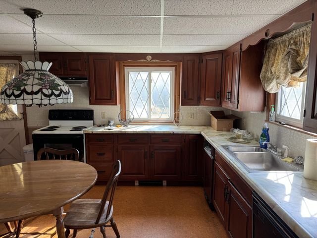 6 College Street, Au Sable Forks, NY 12912