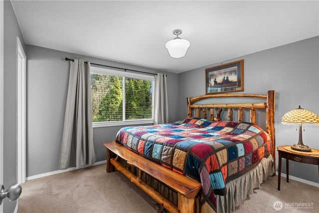 18002 42nd Street Ct E, Lake Tapps, WA 98391