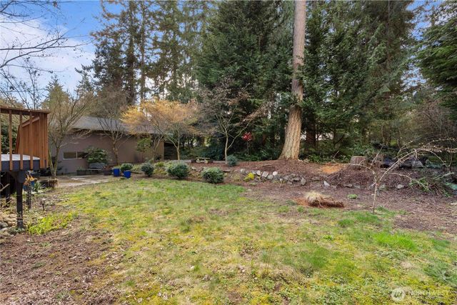 18002 42nd Street Ct E, Lake Tapps, WA 98391