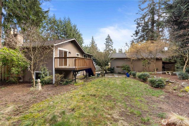 18002 42nd Street Ct E, Lake Tapps, WA 98391