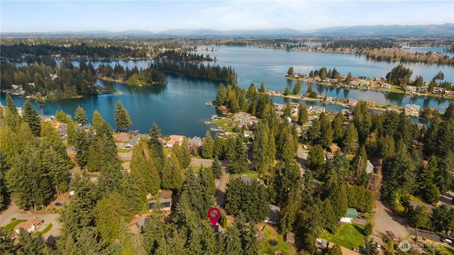 18002 42nd Street Ct E, Lake Tapps, WA 98391