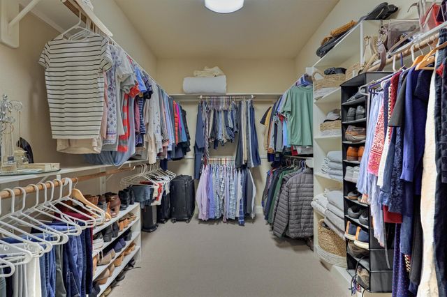 127 Red Deer Place, Montgomery, TX 77316