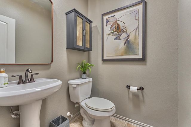 127 Red Deer Place, Montgomery, TX 77316