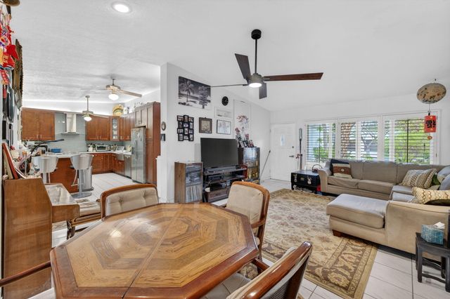 1935 SE 25th Avenue, Fort Lauderdale, FL 33316