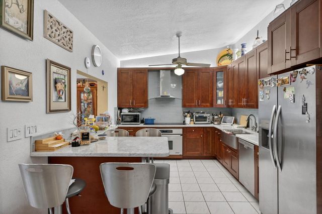 1935 SE 25th Avenue, Fort Lauderdale, FL 33316