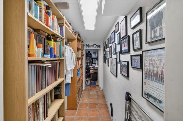 1935 SE 25th Avenue, Fort Lauderdale, FL 33316