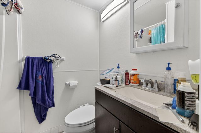 1935 SE 25th Avenue, Fort Lauderdale, FL 33316