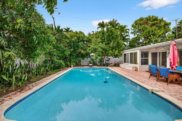 1935 SE 25th Avenue, Fort Lauderdale, FL 33316