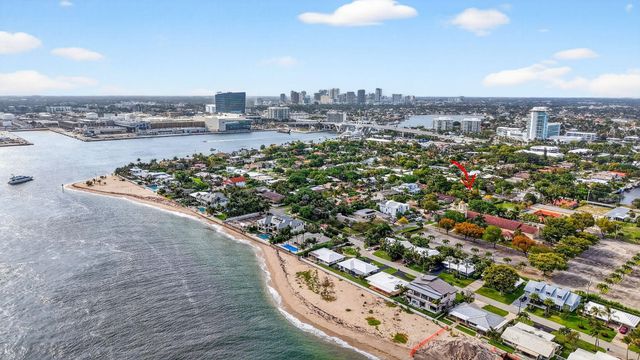 1935 SE 25th Avenue, Fort Lauderdale, FL 33316